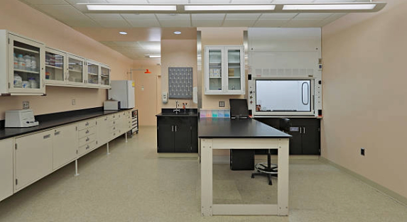 Laboratory Benches